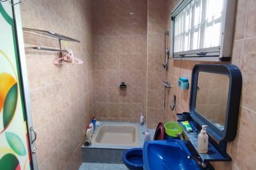 SL 3, Bandar Sungai Long