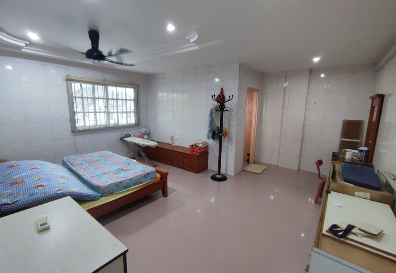 SL 3, Bandar Sungai Long