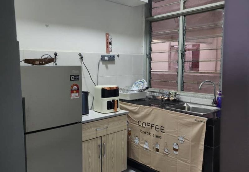 Main Place Residence