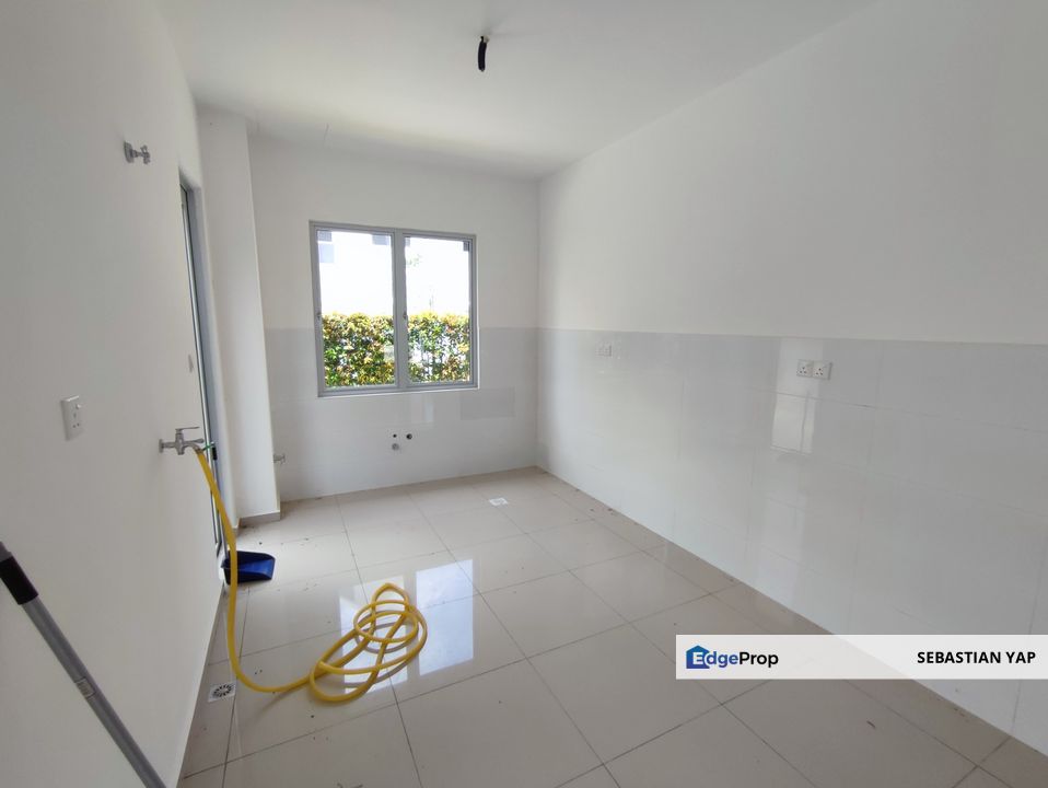 2 storey house for sale in Eco Forest Hazelton, Semenyih., Selangor, Semenyih