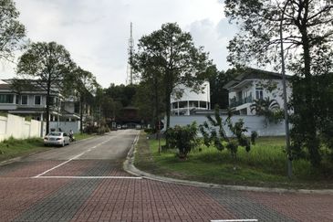Subang Heights Bungalow Land For Sale