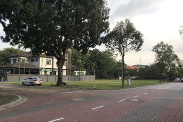 Subang Heights Bungalow Land For Sale