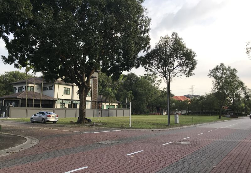 Subang Heights Bungalow Land For Sale