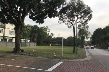 Subang Heights Bungalow Land For Sale