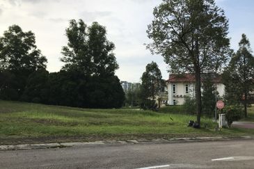 Subang Heights Bungalow Land For Sale
