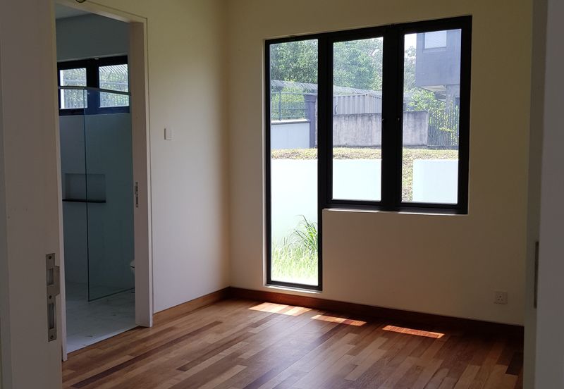 Subang Heights Bungalow For Sale