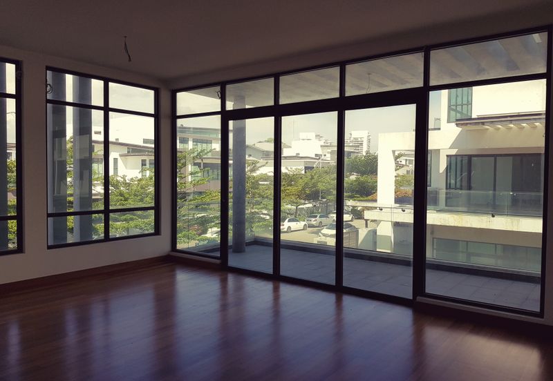 Subang Heights Bungalow For Sale