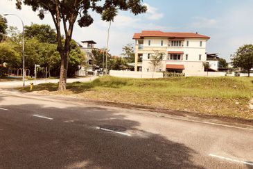 Subang Heights Bungalow Land For Sale