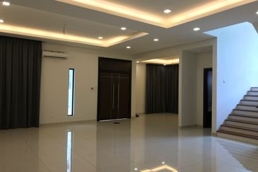 Subang Heights Bungalow For Sale