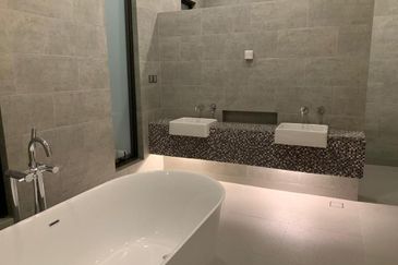 Subang Heights Bungalow For Sale