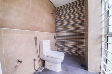 Subang Heights Bungalow For Sale