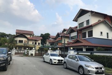 Sunway Utama Bungalow For Sale