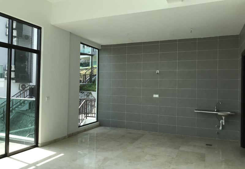 Kingsley Hills @ Putra Heights