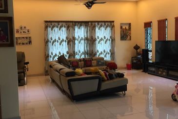 Subang Heights Bungalow For Sale