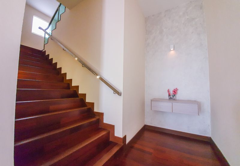 USJ Heights Bungalow For Sale