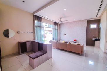 USJ Heights Bungalow For Sale