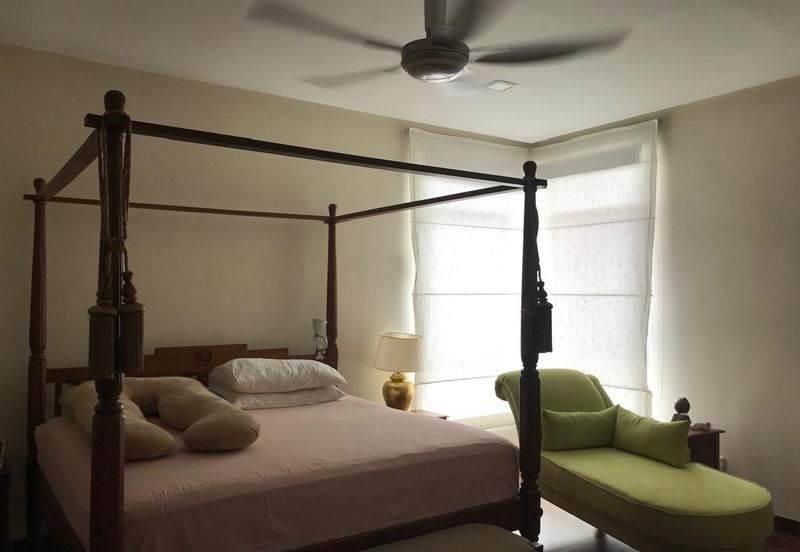 USJ Heights Bungalow For Sale