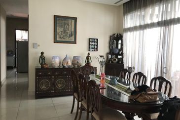 USJ Heights Bungalow For Sale