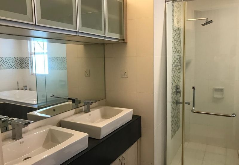 USJ Heights Bungalow For Sale