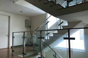 USJ Heights Bungalow For Sale