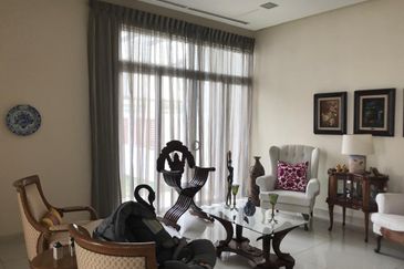 USJ Heights Bungalow For Sale