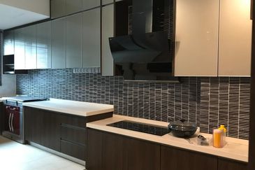 USJ Heights Bungalow For Sale