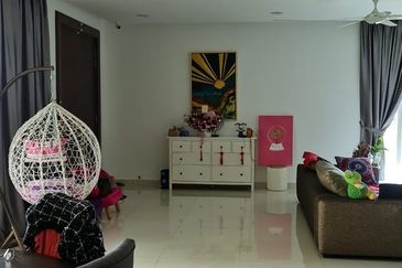 USJ Heights Bungalow For Sale