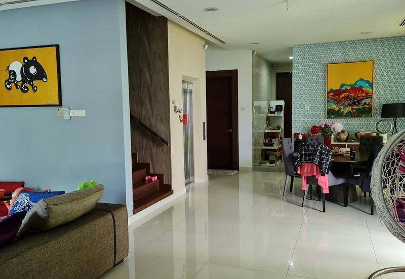 USJ Heights Bungalow For Sale