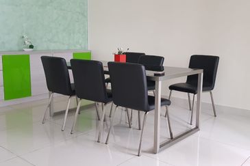 USJ Heights Bungalow For Sale