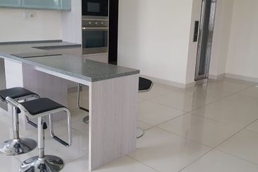 USJ Heights Bungalow For Sale