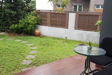 USJ Heights Bungalow For Sale