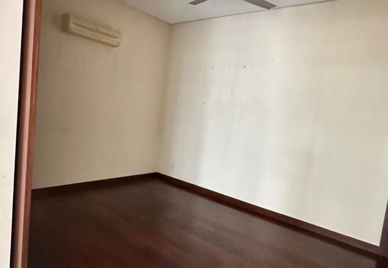 USJ Heights Bungalow For Sale