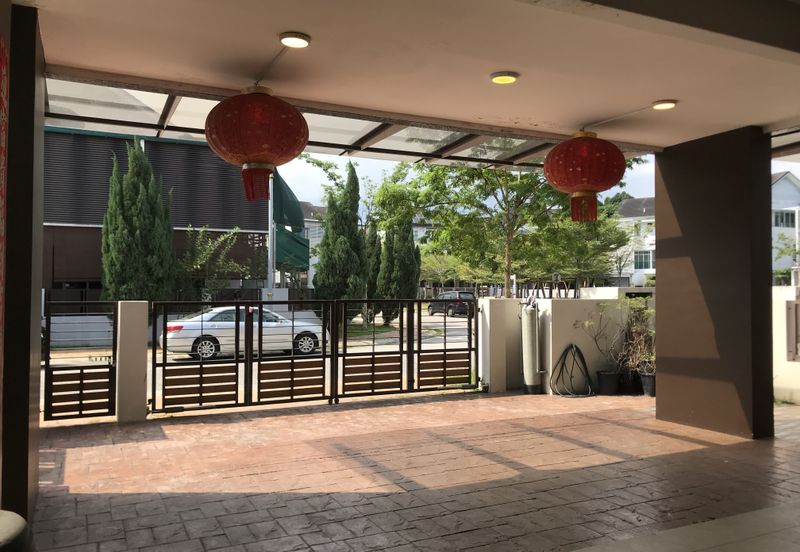 USJ Heights Bungalow For Sale