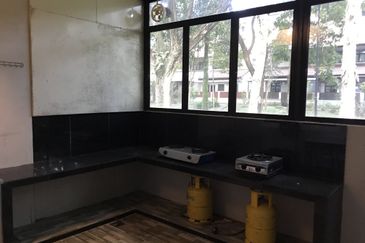 USJ Heights Bungalow For Sale