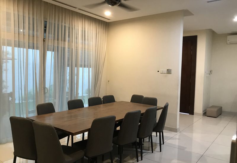 USJ Heights Bungalow For Sale