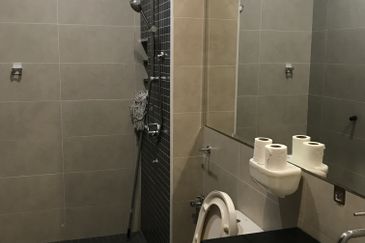 USJ Heights Bungalow For Sale