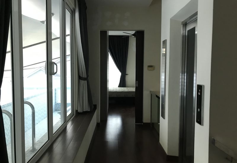 USJ Heights Bungalow For Sale