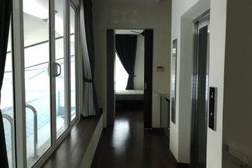 USJ Heights Bungalow For Sale