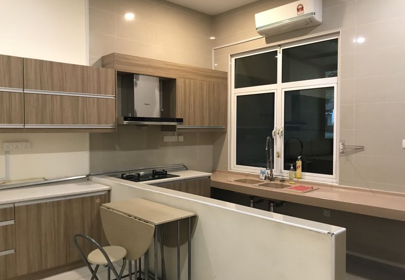 USJ Heights Bungalow For Sale