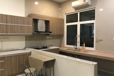 USJ Heights Bungalow For Sale