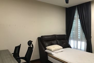 USJ Heights Bungalow For Sale