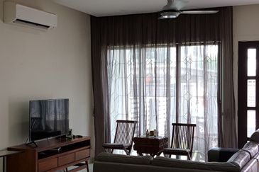 USJ Heights Bungalow For Sale