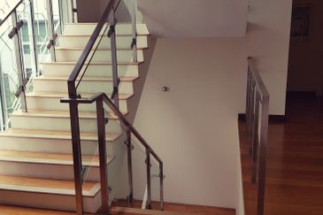 USJ Heights Bungalow For Sale