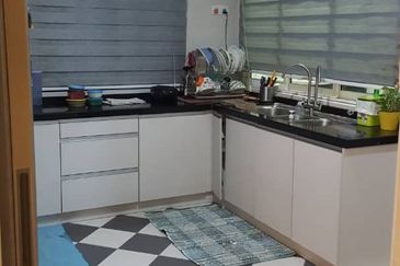 USJ Heights Bungalow For Sale