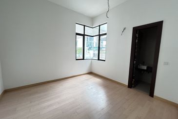 Kingsley Hills @ Putra Heights