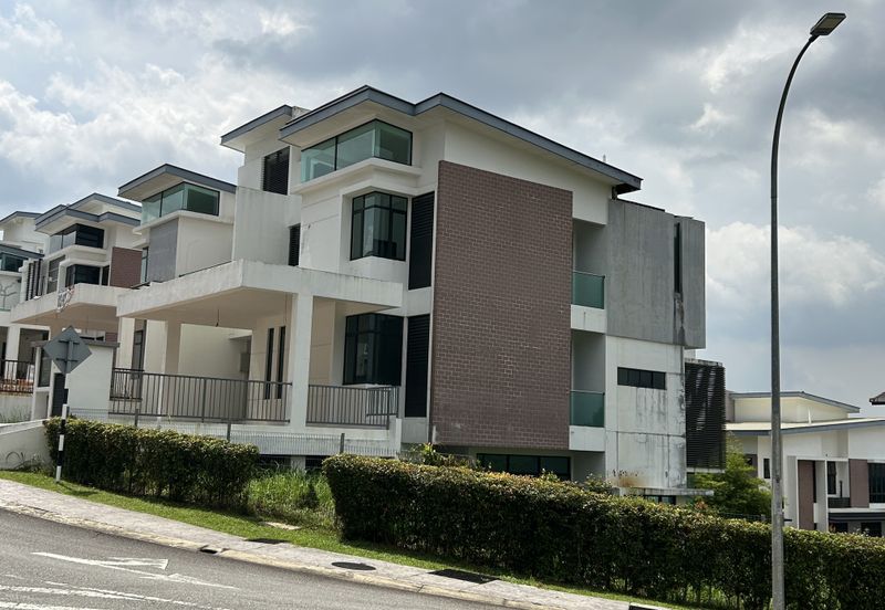 Kingsley Hills @ Putra Heights