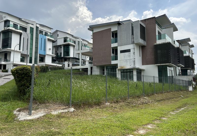 Kingsley Hills @ Putra Heights