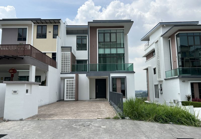 Kingsley Hills @ Putra Heights