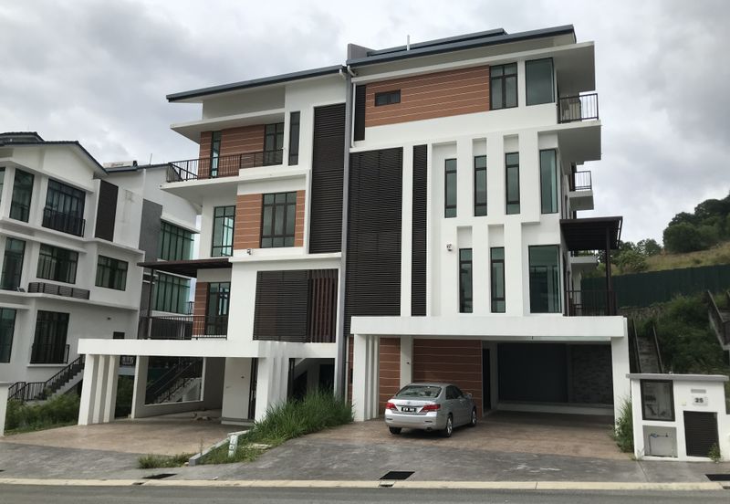 Kingsley Hills @ Putra Heights