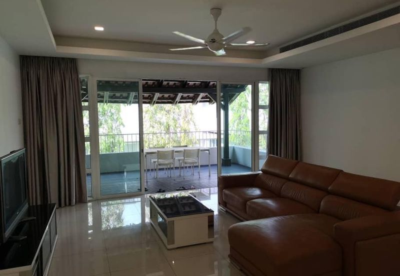 The Mews @ The Glades